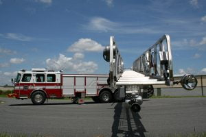 CR-137-E-ONE-ladder-out